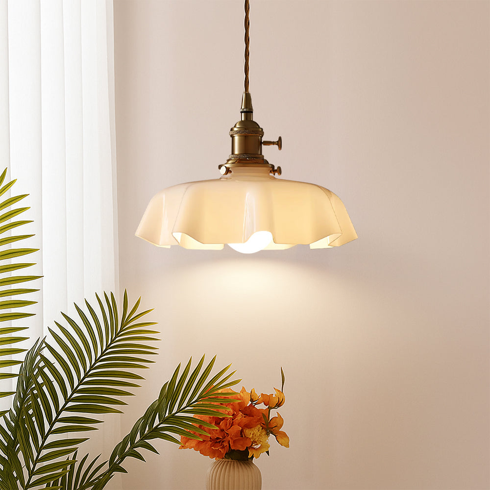 Suspension en laiton et verre réglable blanche E26 E27 design scandinave pour salle à manger, bar et séjour style campagne | Sansoti