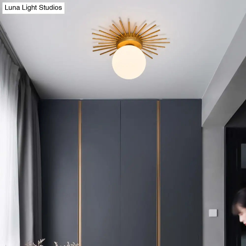 Plafonnier doré avec boule en verre crème douille G9 chambre salon design moderne plafonnier éclairage de plafond | Sansoti