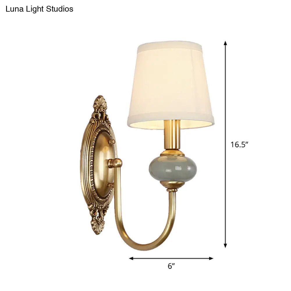Gouden Wandlamp met Verstelbare Arm – Elegante Metalen Wandverlichting voor Klassiek Interieur | Sansoti