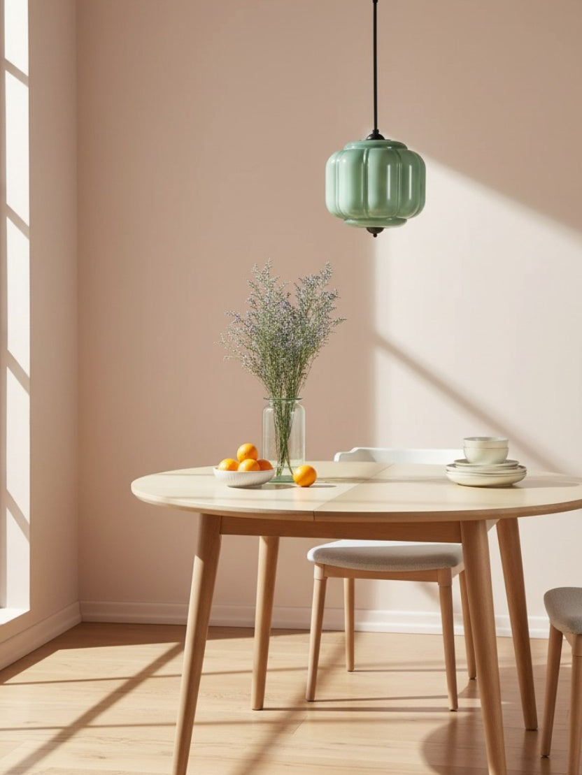 Vintage Kroonluchter met Crèmekleurige Glazen Kappen – Hanglamp in Retro-Stijl voor Eetkamer & Woonkamer | Sansoti