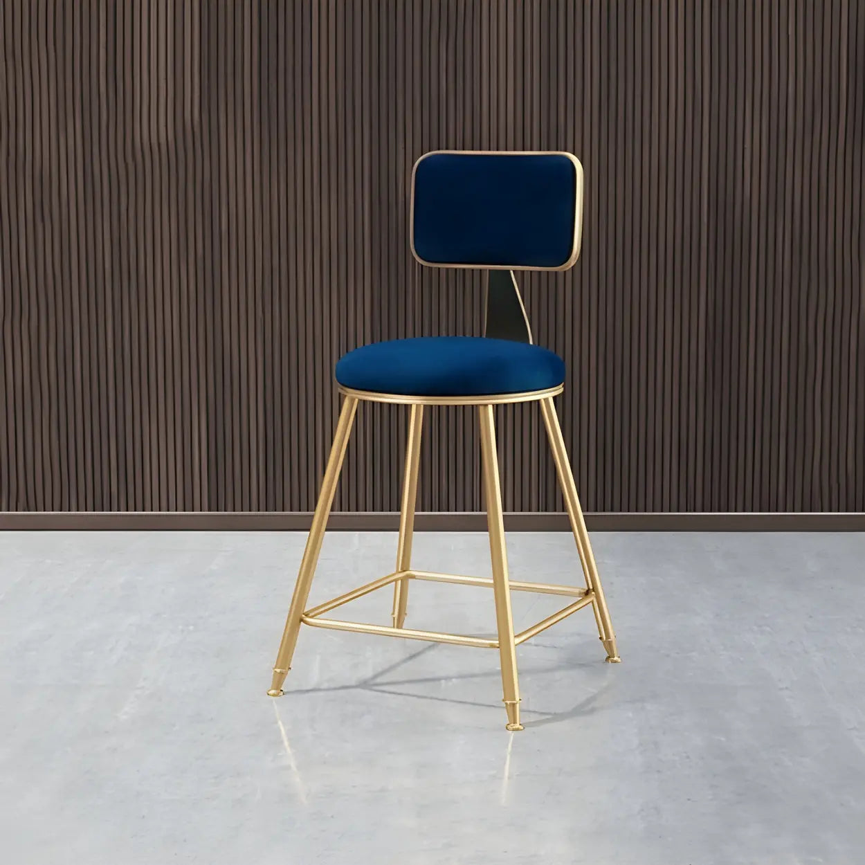 Tabouret de Bar en Velours Luxe avec Dossier et Piètement Métallique Doré – Chaise de Bar Glamour Moderne pour Îlot de Cuisine et Bar à Domicile | Restfield