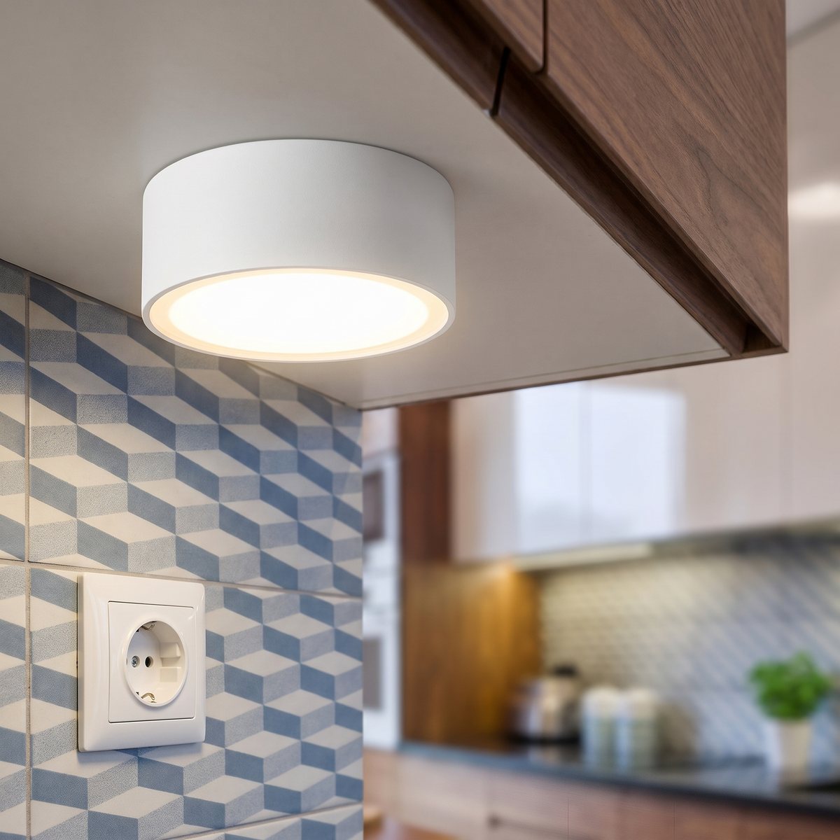 Opbouw plafondlamp 18 cm in keuken