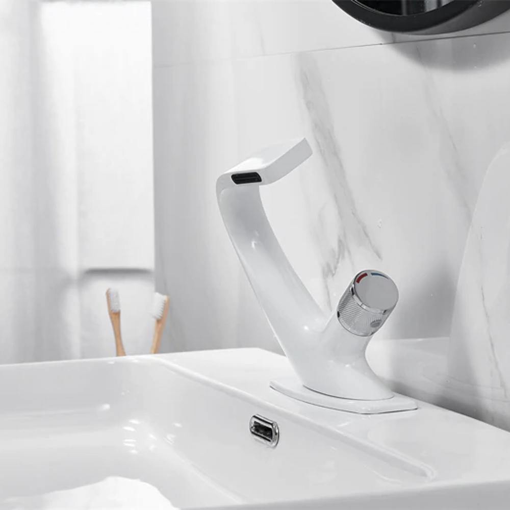 Waschtischarmatur mit Wasserfallauslauf und Einhebeldesign für Badezimmer | Restfield