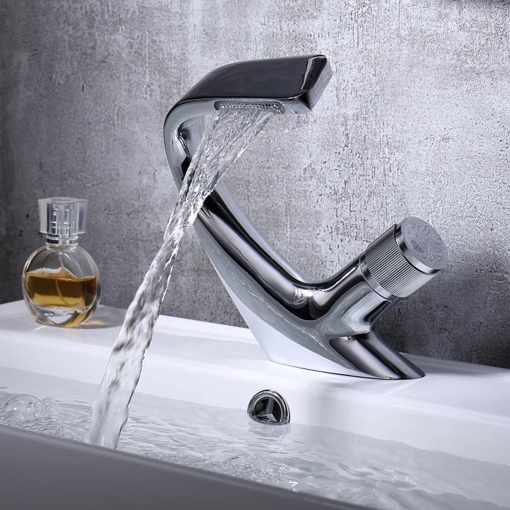 Waschtischarmatur mit Wasserfallauslauf und Einhebeldesign für Badezimmer | Restfield