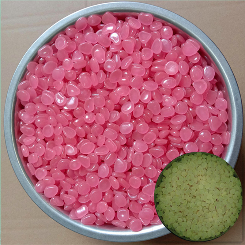 Set of 2 Luminous Decorative Stones Resin Garden Pebbles Glow-in-the-Dark Path Accent Multiple Colors | Sansoti