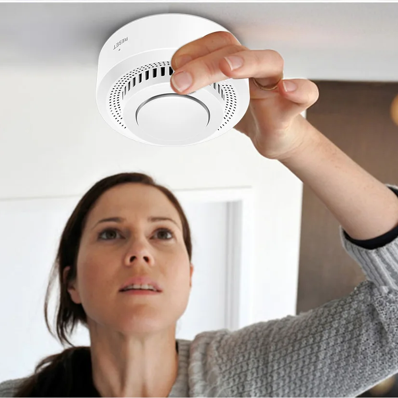 Slimme WiFi Rookmelder met Warmtesensor Bluetooth Indoor Plafond of Muurbevestiging | Smart Rookdetector Tuya App Plafondmontage Brandbeveiliging Alarm 85dB | Sansoti