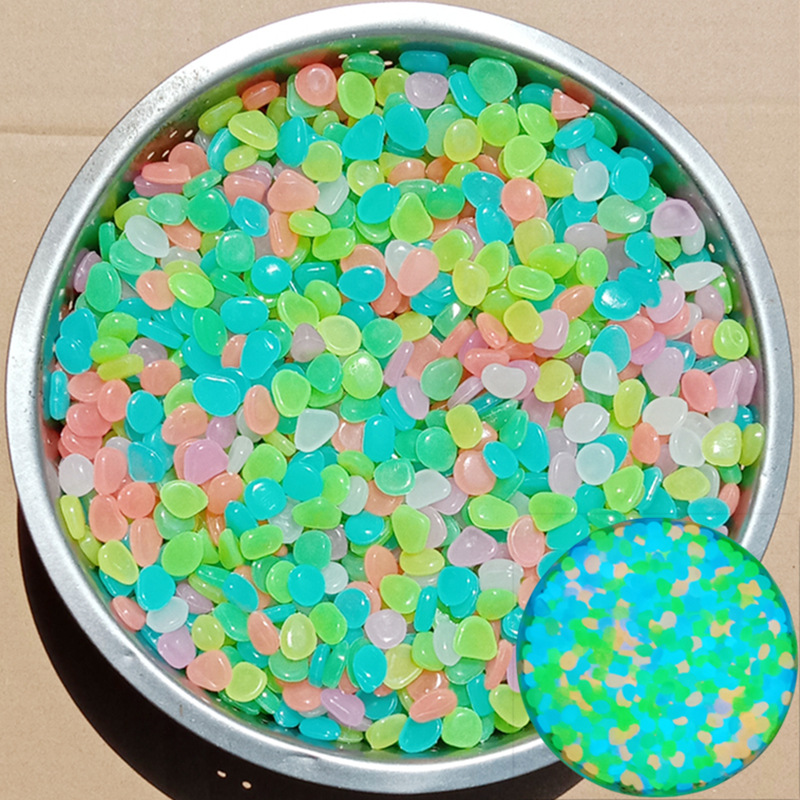 Set of 2 Luminous Decorative Stones Resin Garden Pebbles Glow-in-the-Dark Path Accent Multiple Colors | Sansoti