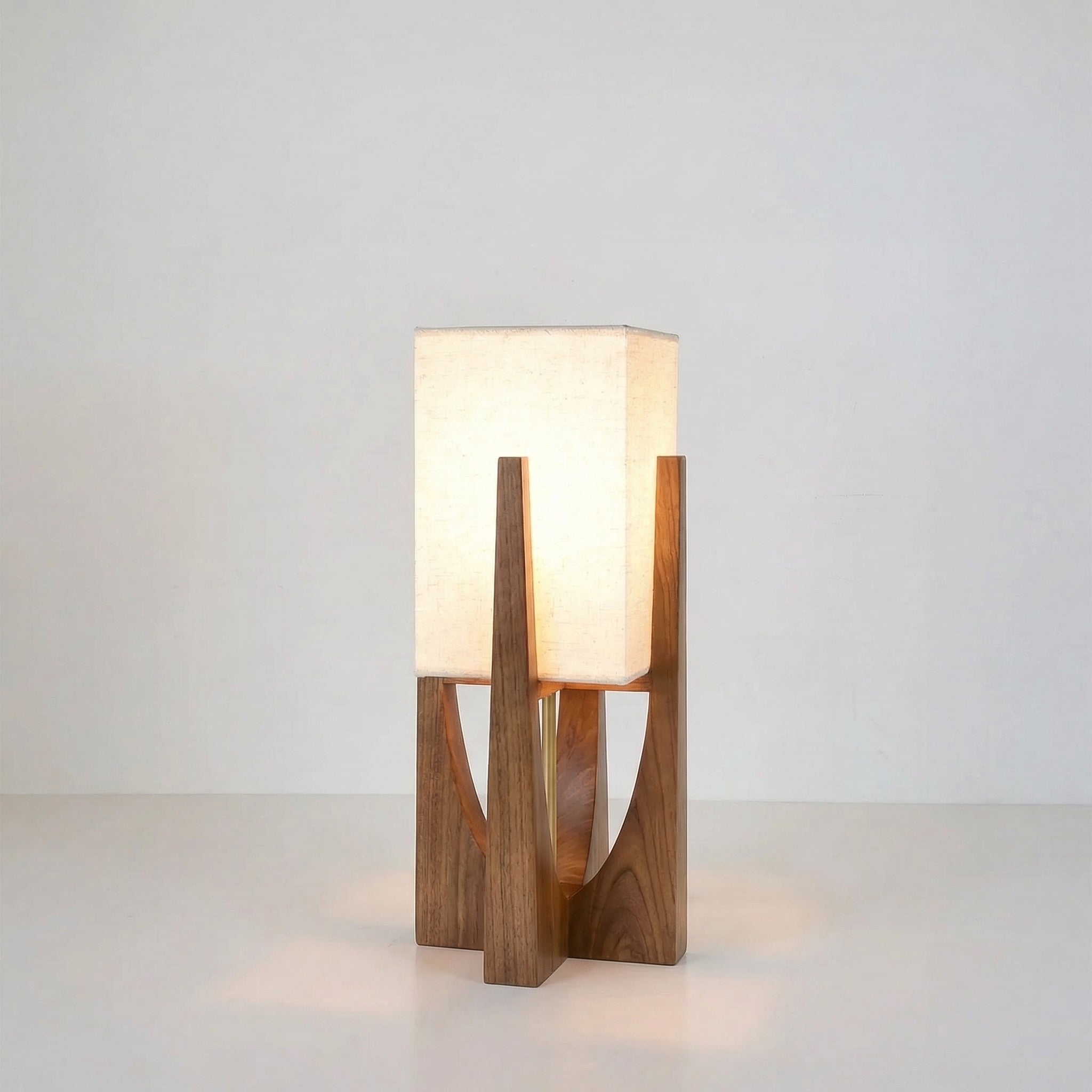 Japanische Stehleuchte aus Naturholz E27 LED dimmbar für Wohnzimmer, Schlafzimmer und Leseecke, skandinavisches Design | Sansoti
