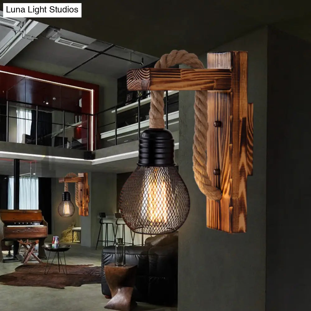 Houten Wandlamp met Touwarm en Glazen Lantaarn – Scandinavische Sfeer voor Slaapkamer en Hal | Sansoti