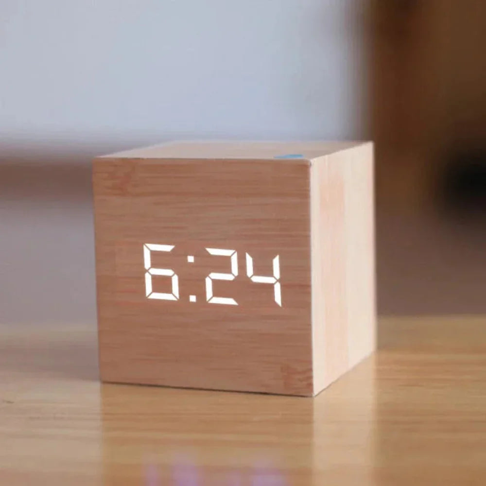 Compacte LED-Wekker Kubusvorm met Temperatuurweergave Nachtmodus en Alarmfunctie voor Slaapkamer Bureau | Sansoti