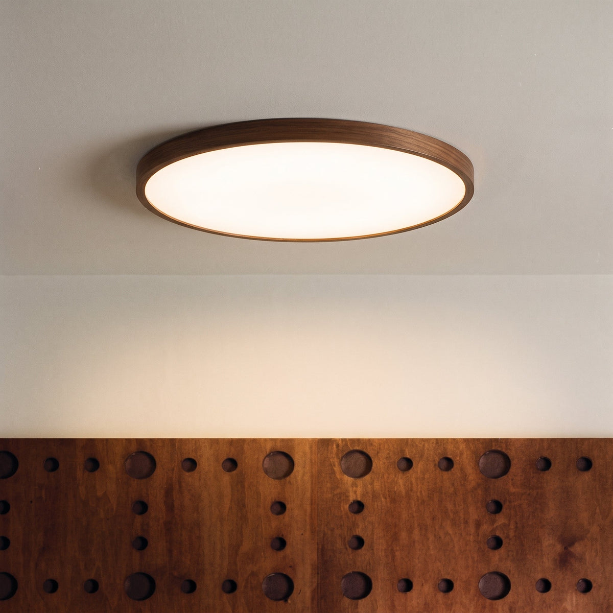 Plafonnier rond en bois foncé, LED 4500K, style scandinave, salle à manger, salon, hall, éclairage minimaliste | Sansoti