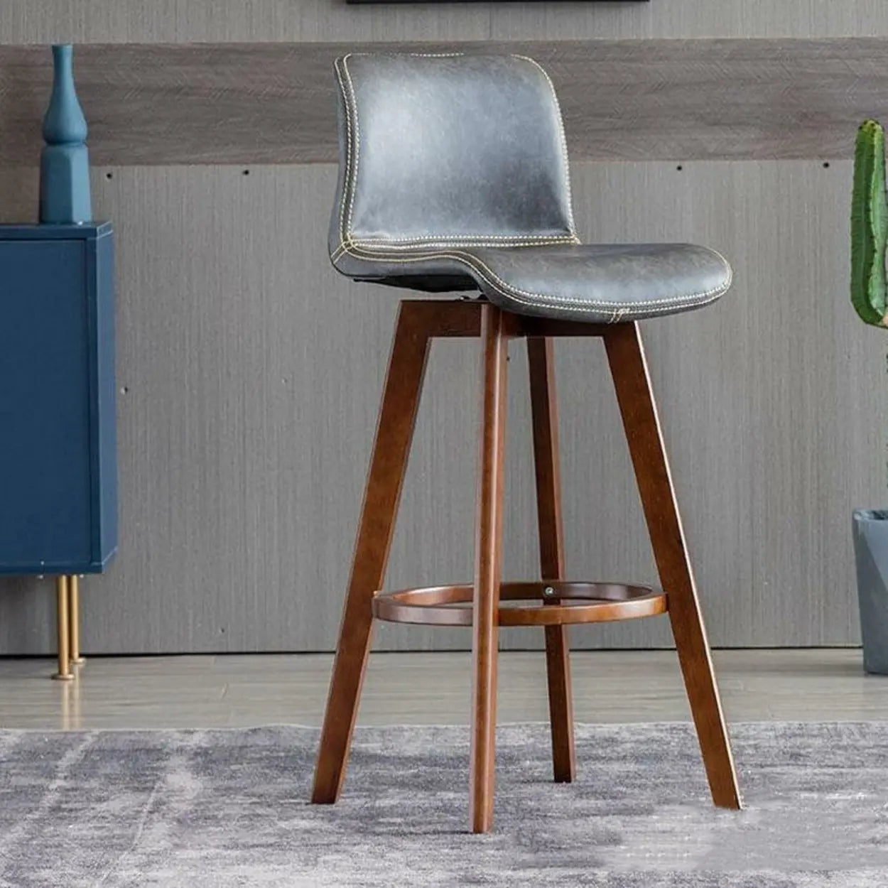Tabouret de Bar Pivotant en Cuir avec Dossier et Pieds en Bois – Chaise de Bar Moderne Pivotante à 360° pour Îlot de Cuisine et Bar à Domicile | Restfield