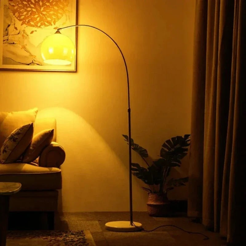 Minimalistische Vloerlamp met Opwaartse Lichtval – Sculptuurontwerp met Zachte Gloed voor Woonruimte | Sansoti