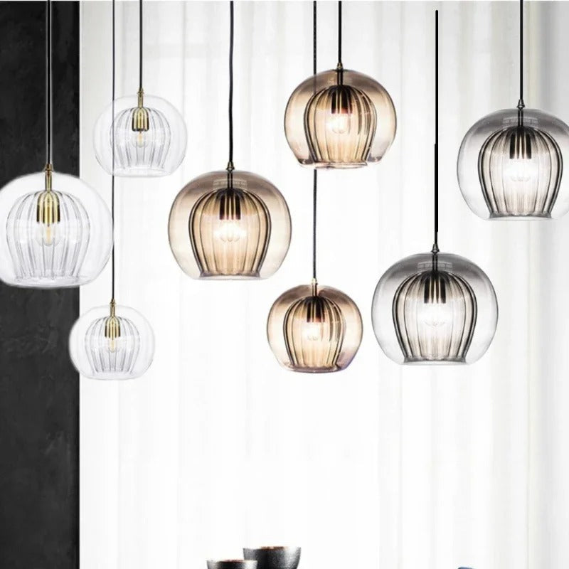 Glazen Hanglamp Bol met Metalen Frame – Modern Design Verlichting voor Eetkamer Slaapkamer en Woonkamer | Sansoti