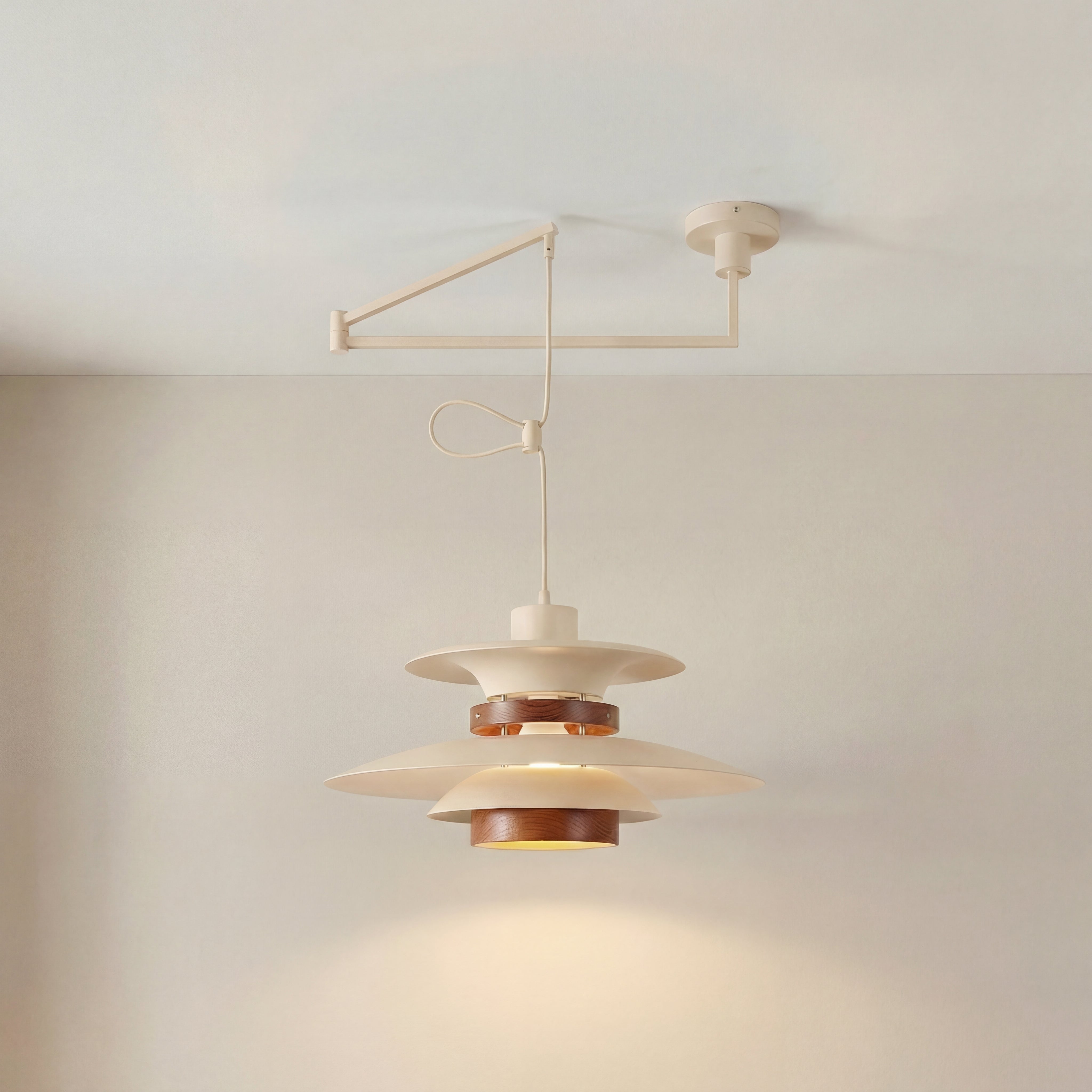 Suspension réglable à quatre points lumineux avec accents en bois naturel, métal, E27, bras pivotant, plafonnier | Sansoti