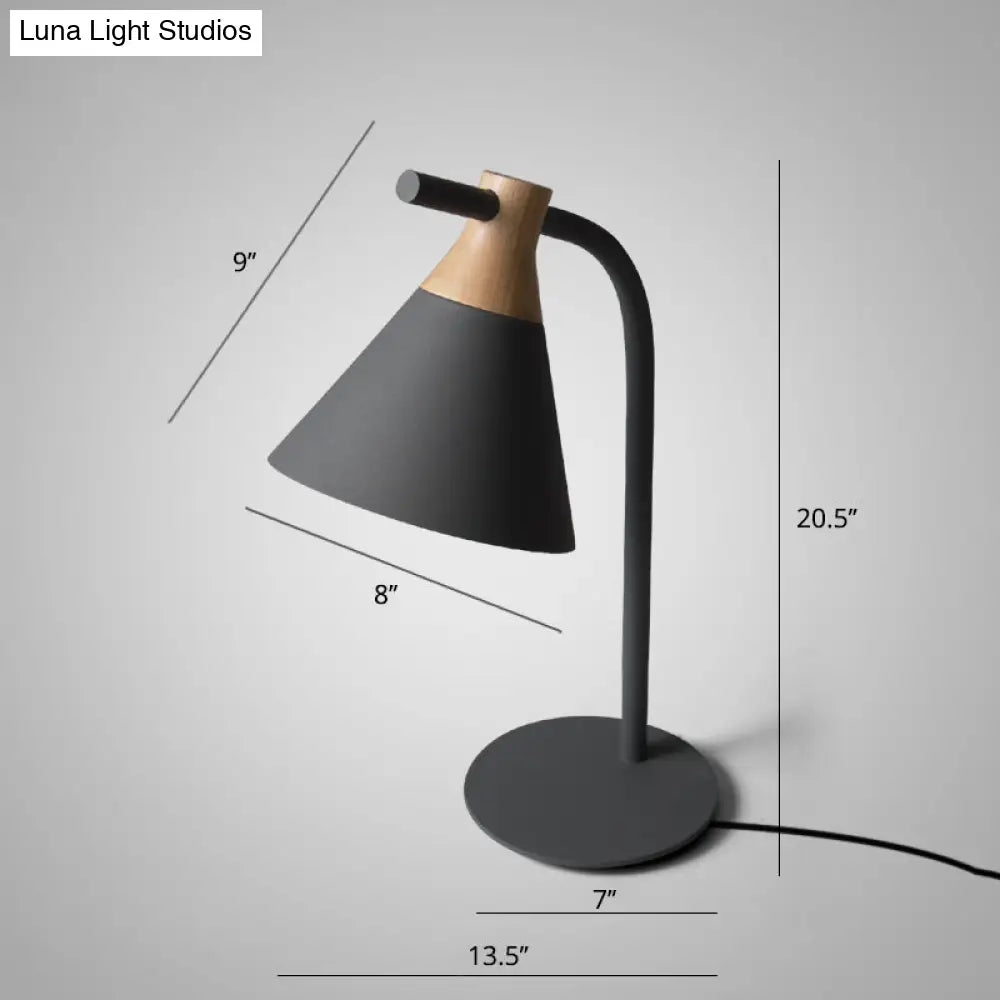 Verstelbare Tafellamp met Conische Kap Metaal Slaapkamer Nachtkastje Leeslamp Flexibele Arm Modern Design | Sansoti