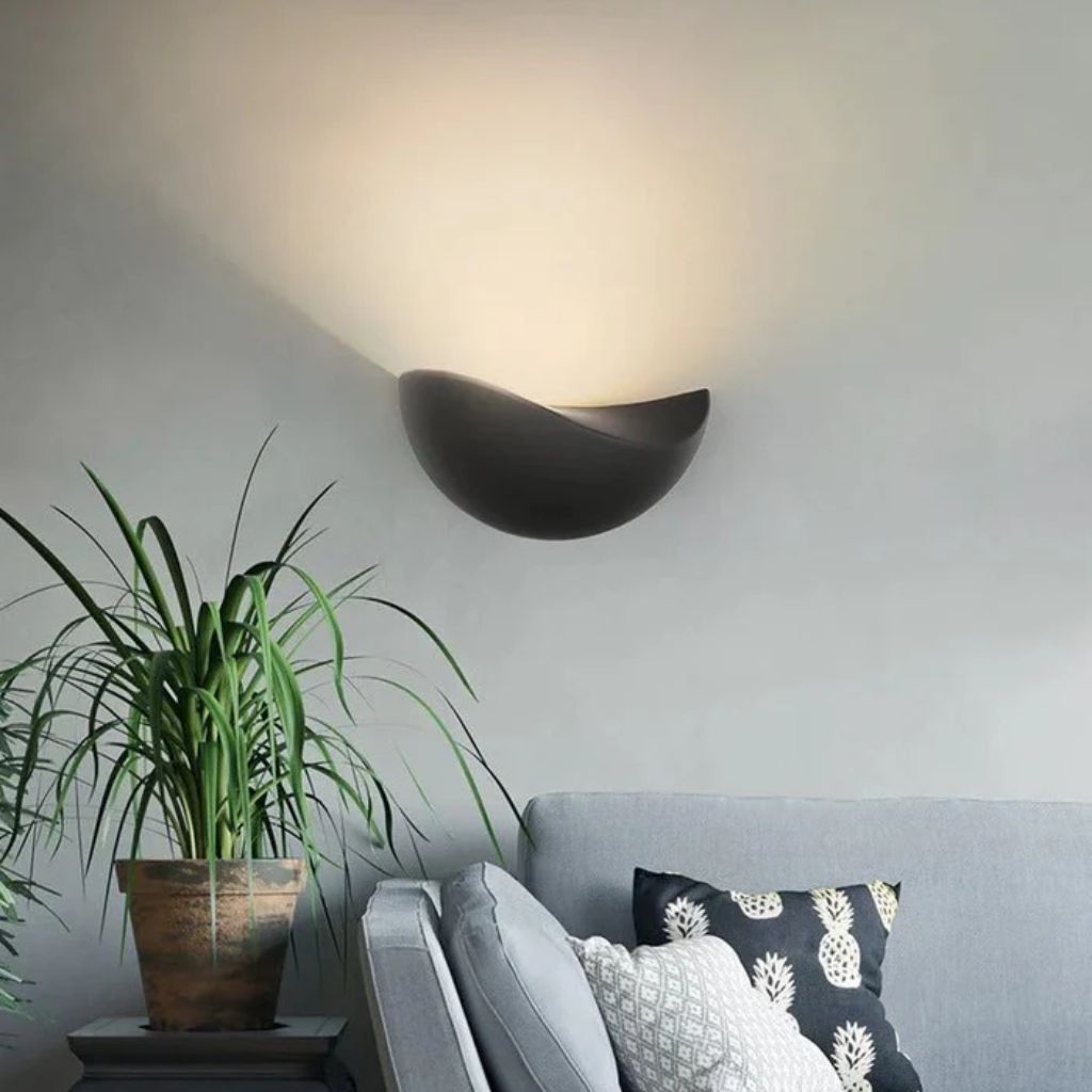 Halbrunde LED-Wandleuchte aus Aluminium, 20 cm, warmweißes bis neutralweißes Licht für Schlafzimmer, Wohnzimmer und Flur, wasserdicht nach IP65 | Sansoti
