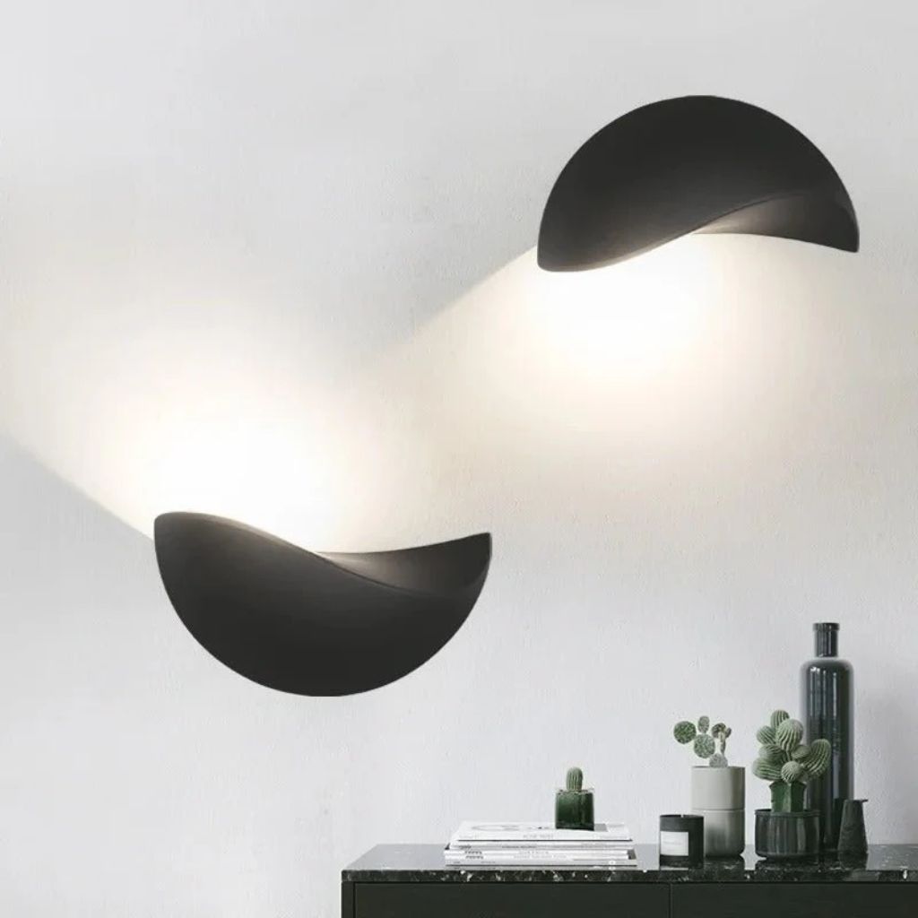 Halbrunde LED-Wandleuchte aus Aluminium, 20 cm, warmweißes bis neutralweißes Licht für Schlafzimmer, Wohnzimmer und Flur, wasserdicht nach IP65 | Sansoti
