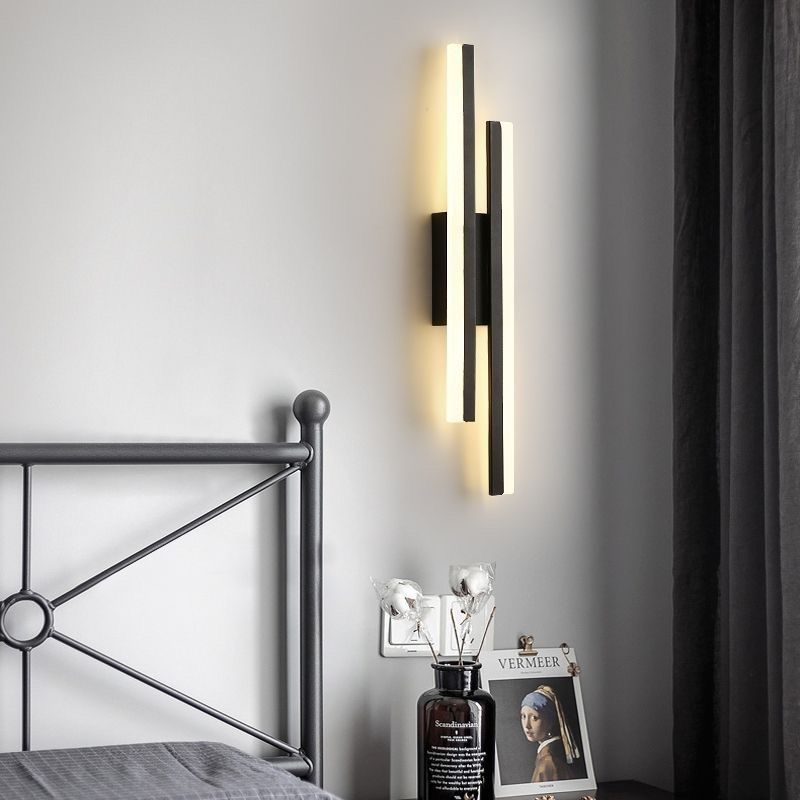 Pionowa ścienna lampa LED z metalową linią, 48 cm, ciepłe białe światło, nowoczesna, do sypialni i salonu | Sansoti