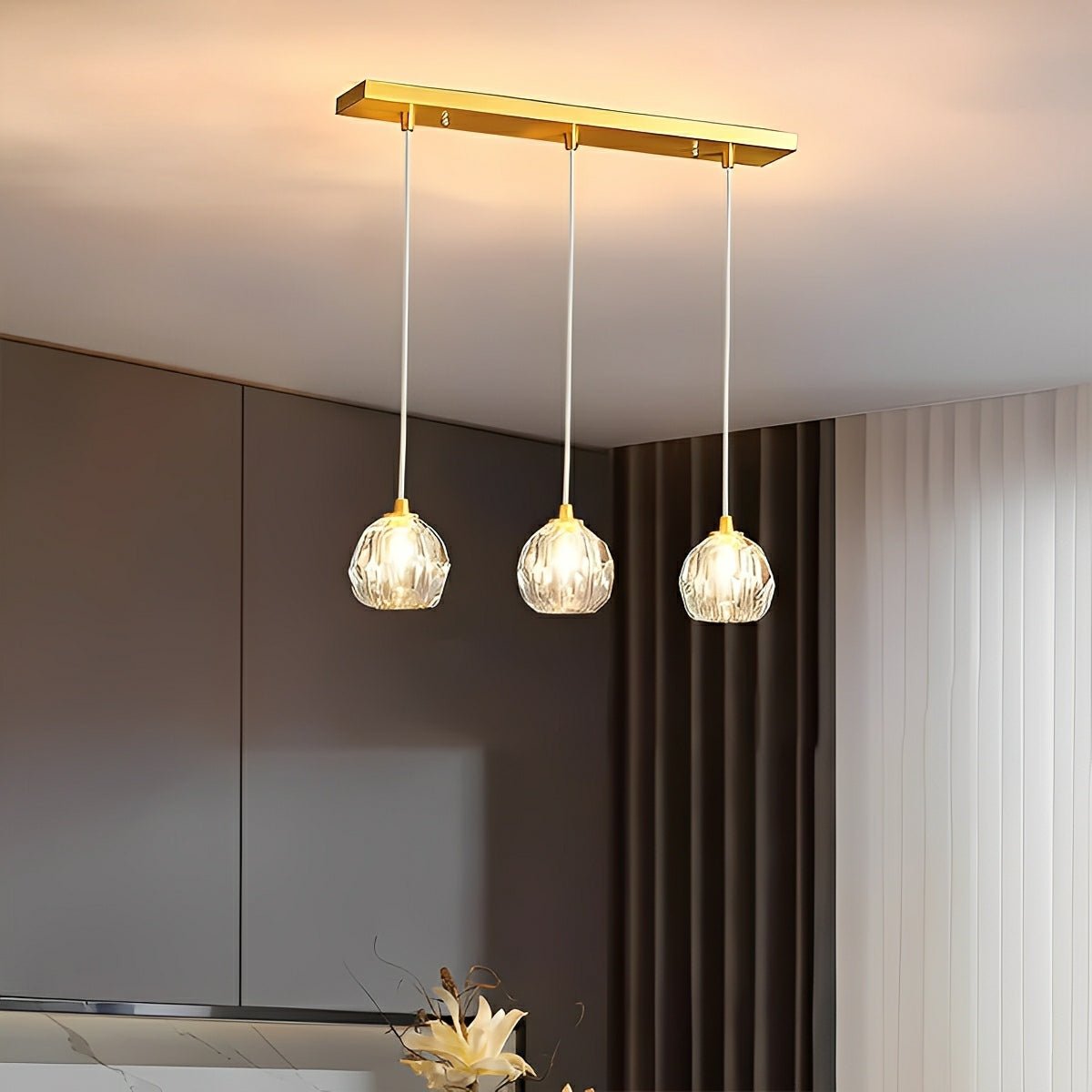 Moderne Minimalistische Luxe Messing Kristallen Hanglamp Met Verstelbare Hoogte En LED Verlichting | Sansoti