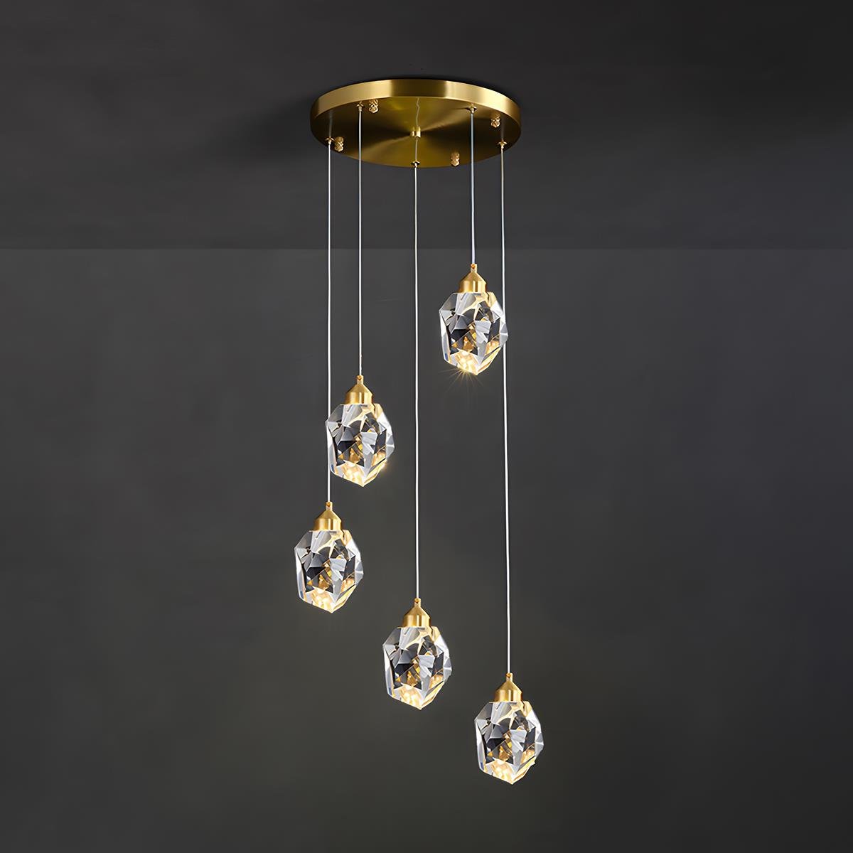 Moderne Minimalistische Luxe Messing Kristallen Hanglamp Met Verstelbare Hoogte En LED Verlichting | Sansoti