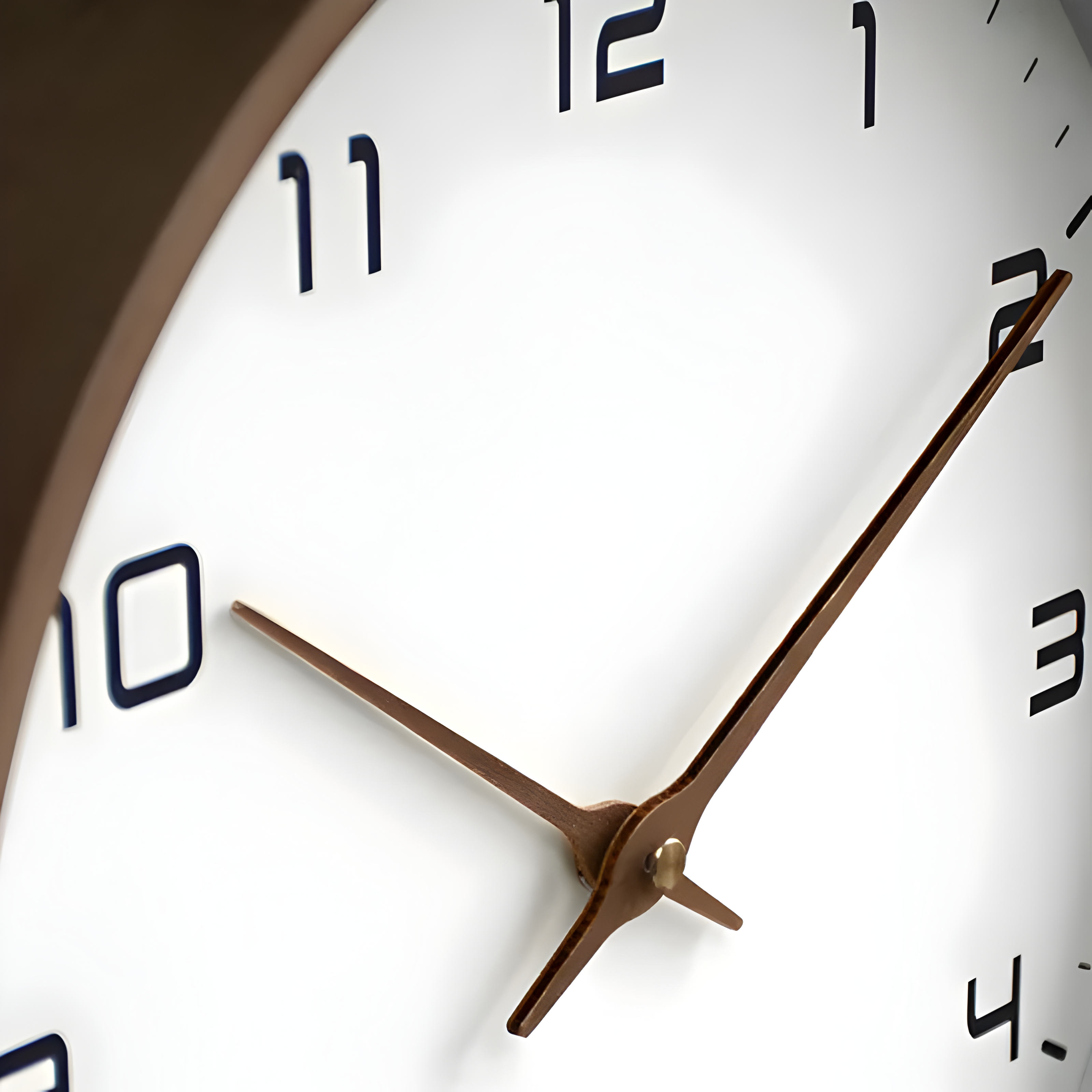 Horloge murale ronde moderne en bois avec mouvement silencieux pour salon, cuisine et chambre | Restfield