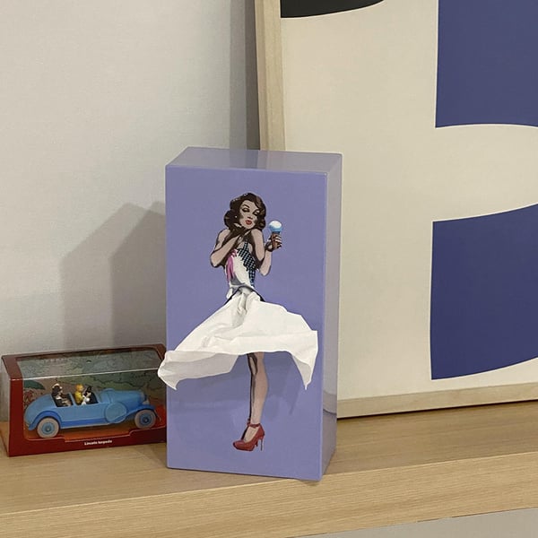 Tissuehouder met Wapperende Rok Decoratief Tissuebox Accessoire Scandinavisch Design Woonkamer 25x13x8cm | Sansoti