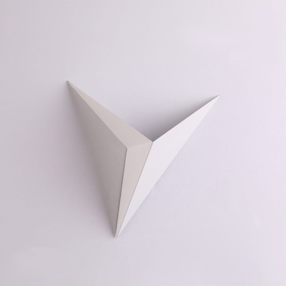Geometrische Wandlamp Driehoek LED Dimbaar Nordic Design Zwart Wit Goud Verlichting Woonkamer Slaapkamer | Sansoti