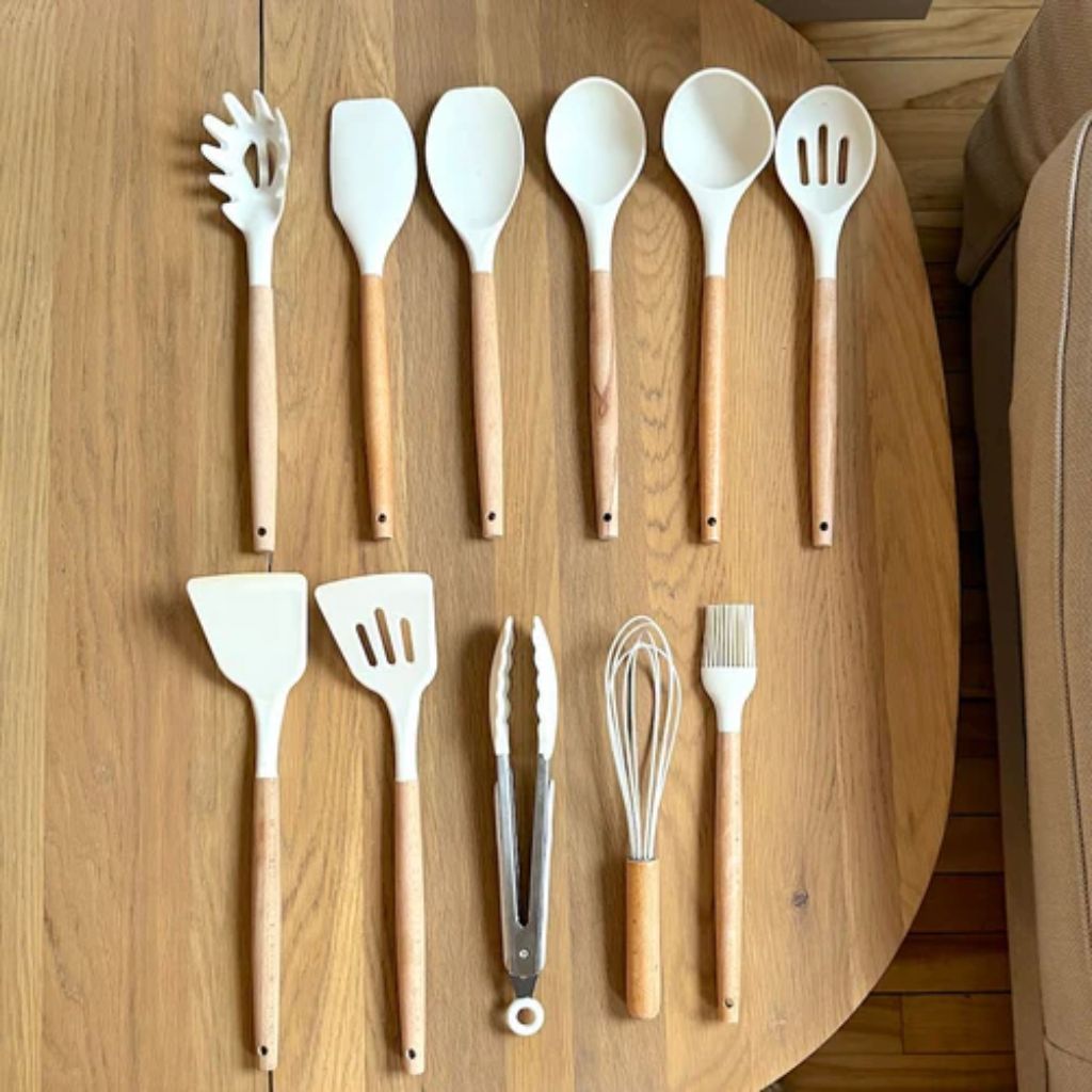 Silikon-Küchenutensilien-Set 11-teilig Holzgriffe Hitzebeständig bis 230 °C BPA-frei Kochlöffel Pfannenwender Küche | Sansoti