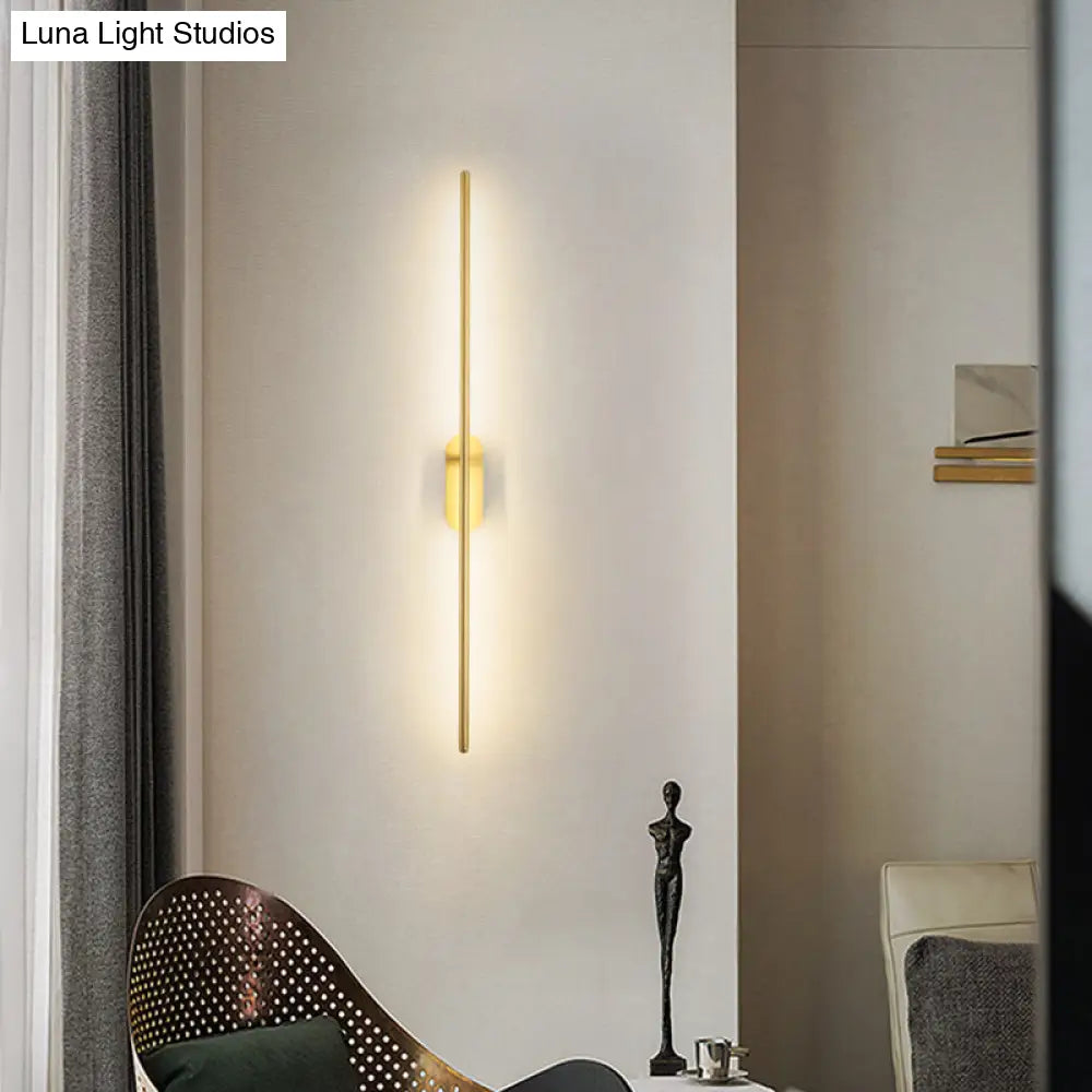Swivel LED Wall Light, Black and Gold Aluminum, Adjustable, Modern Design, Atmospheric Lighting for Living Room and Bedroom | Sansoti