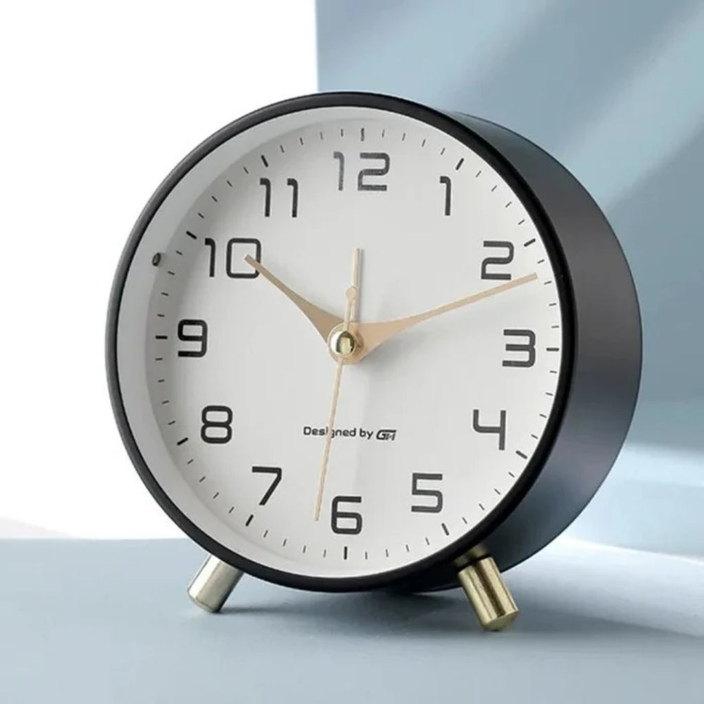 Leise Tischuhr aus Metall im skandinavischen Design, Durchmesser 12 cm, Blau Grün Weiß Schwarz Gelb Rosa, Wohnzimmer Schreibtisch | Sansoti