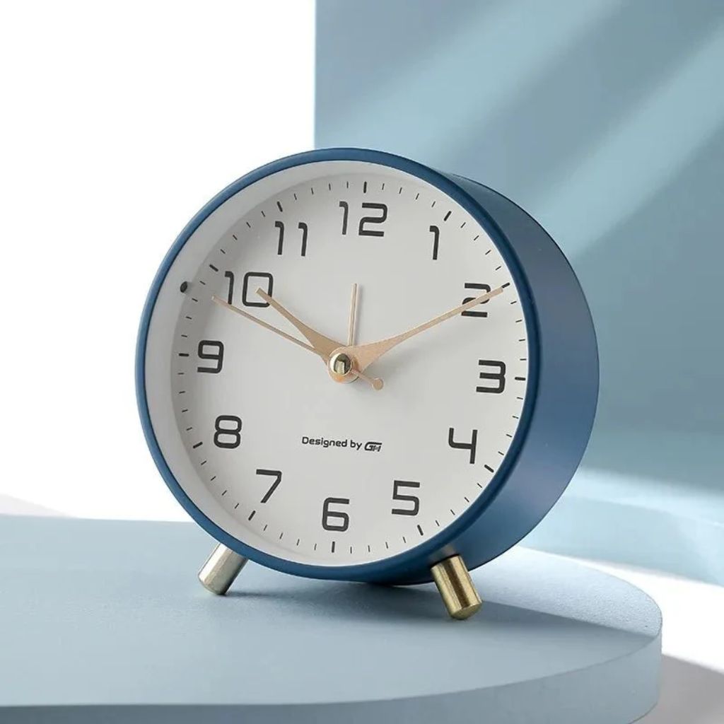 Leise Tischuhr aus Metall im skandinavischen Design, Durchmesser 12 cm, Blau Grün Weiß Schwarz Gelb Rosa, Wohnzimmer Schreibtisch | Sansoti