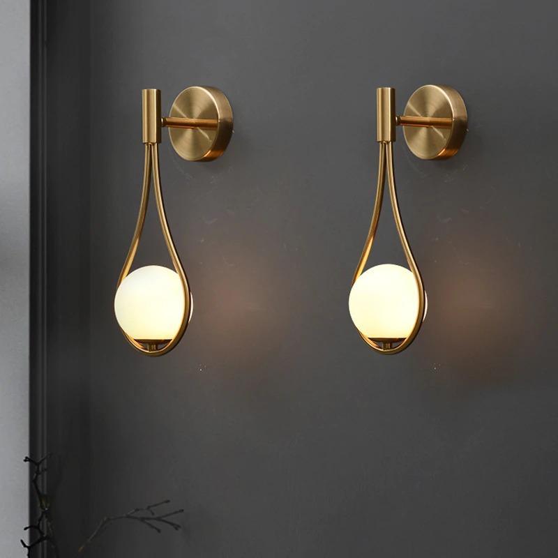 Moderne Scandinavische Wandlamp met Metalen Afwerking | Sansoti