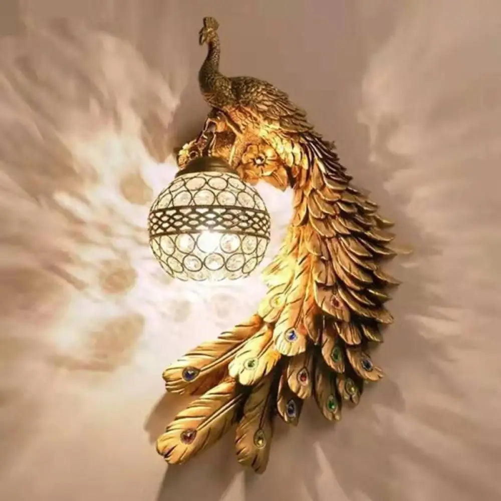 Applique murale paon avec boule en verre cristal, 46 cm, résine élégante, éclairage mural intérieur gauche ou droit, pour salon et chambre | Sansoti