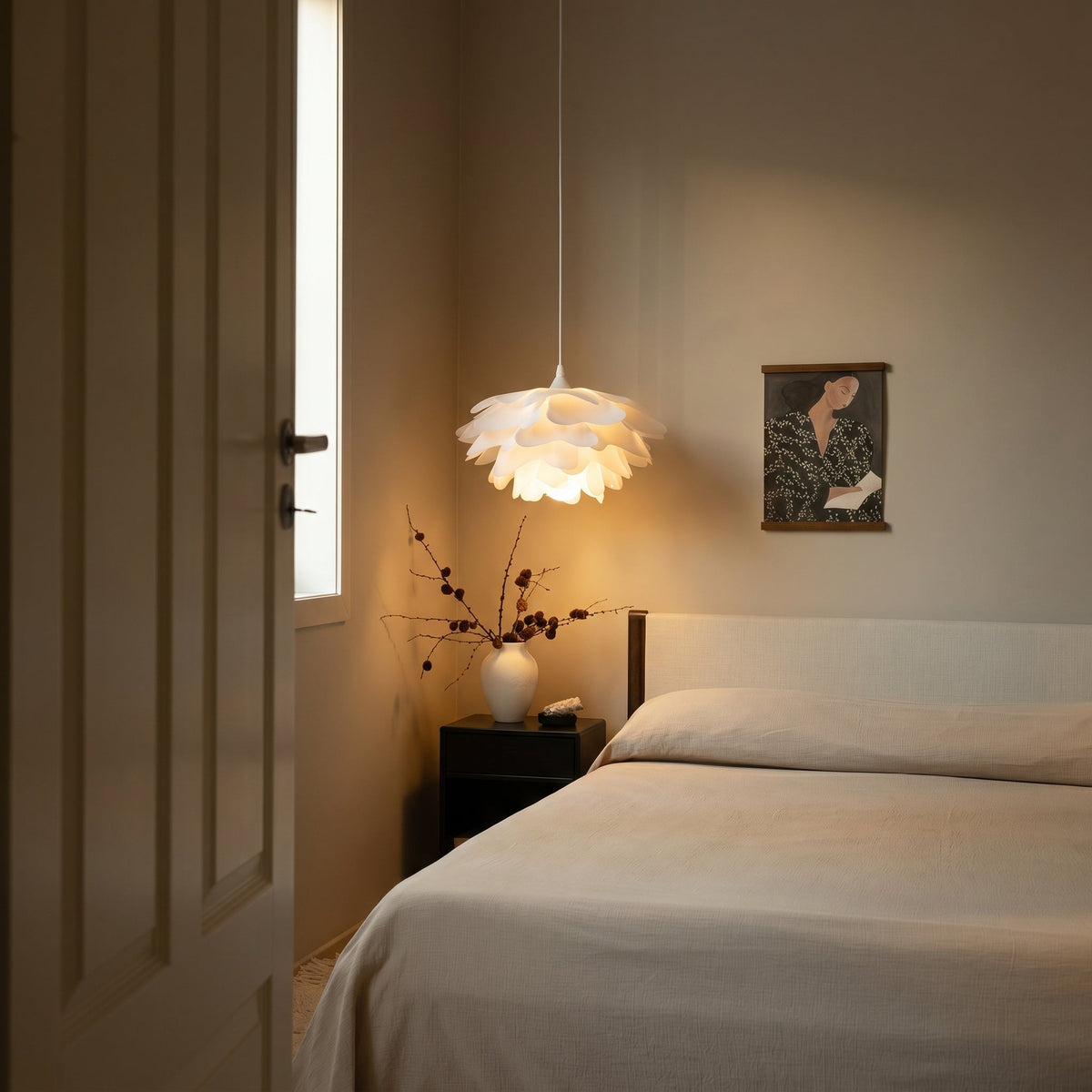 Blütenförmige Hängeleuchte mit matter Oberfläche und warmem LED-Licht für Esstisch, Wohnzimmer, Schlafzimmer und Esszimmer | Sansoti