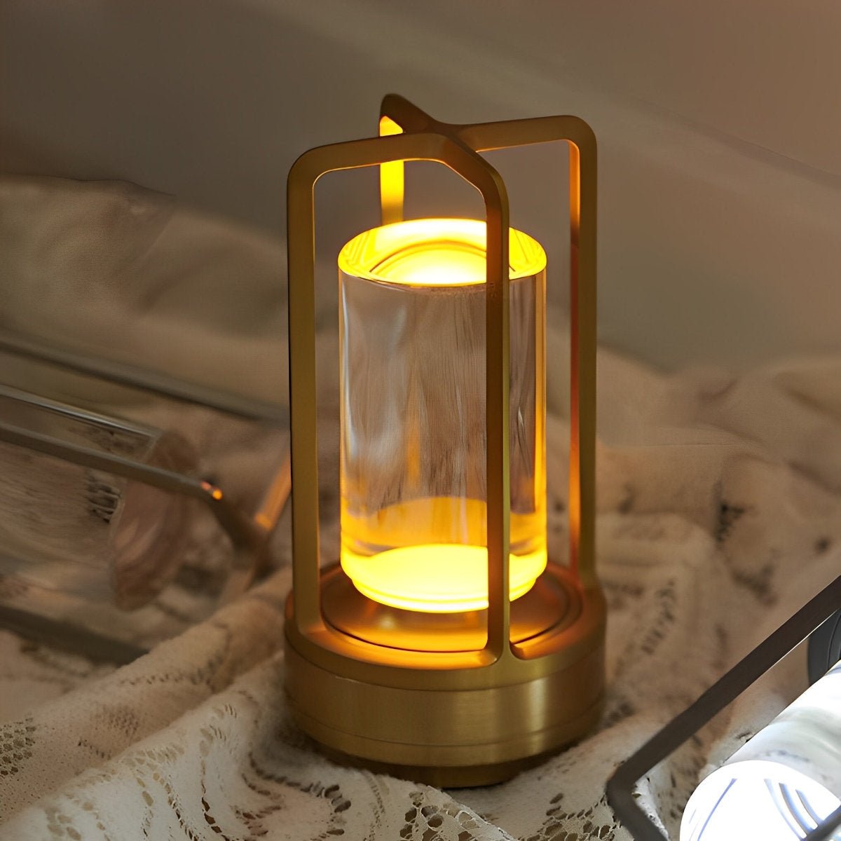 Lampe de table sans fil avec batterie rechargeable USB, gradation tactile, lanterne LED design moderne pour chambre et salon | Restfield