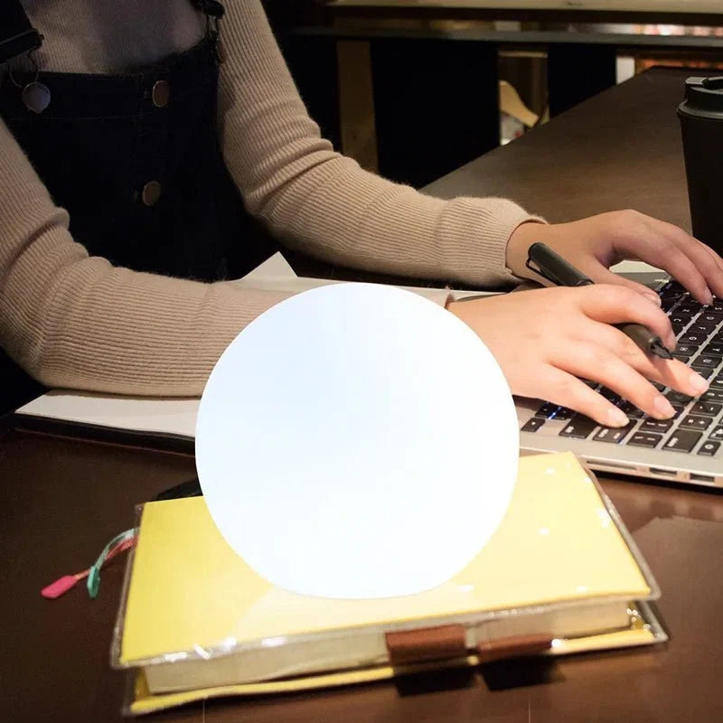 Draadloze LED Bollamp met Afstandsbediening 16 Kleuren Oplaadbaar USB Sfeerlamp Tafellamp Nachtlamp Sfeer | Sansoti