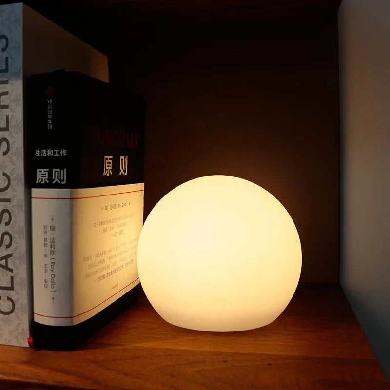 Draadloze LED Bollamp met Afstandsbediening 16 Kleuren Oplaadbaar USB Sfeerlamp Tafellamp Nachtlamp Sfeer | Sansoti