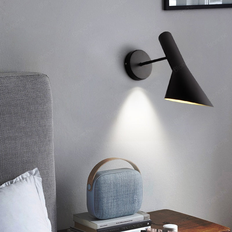 Verstellbare Wandleuchte Aluminium Schwarz Weiß Schlafzimmer Leseecke Flur Modernes skandinavisches Stil-Design | Sansoti