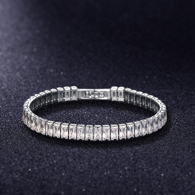 Elegante Schakelarmband met Zirkonia Stenen | Luxe Tennisarmband voor Dames en Heren | Geometrisch Design Polssieraad met Glanzende Kristallen | Verstelbare Feestelijke Armband Zilver Goud | Sansoti
