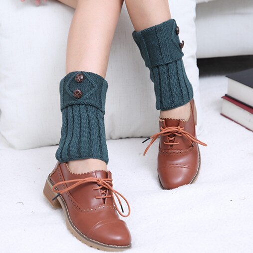 Gestrickte Knöchelwärmer mit Knopfdetail – Elastische Beinwärmer in Wolloptik für Stiefel im Alltag | Sansoti