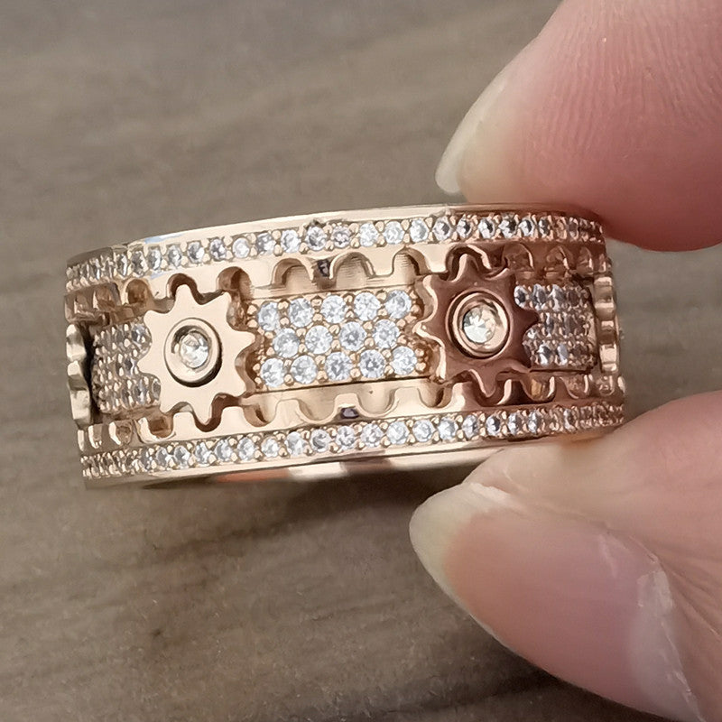 Obrotowy pierścionek z zębatkami ze stali nierdzewnej i cyrkonią, antystresowa biżuteria typu spinner, rozmiary 6–12, unisex | Sansoti