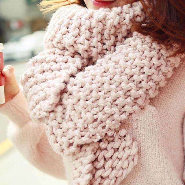 Handwoven Wool Scarf for Women Oversized 175cm Premium Winter Accessory Warm Elegant Soft Comfortable | Sansoti