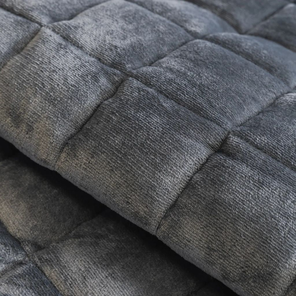 Quilted Sofa Cover Non-Slip Scratch-Resistant Pet Protector 70–240 cm Microfiber Dark Gray Brown | Sansoti