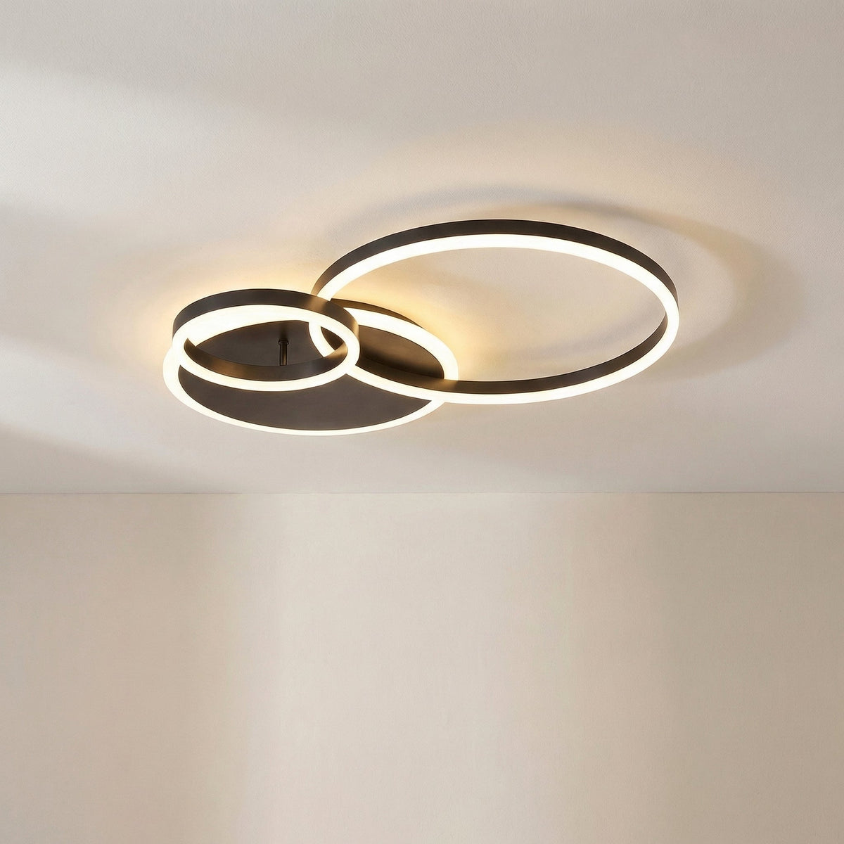Minimalistyczna aluminiowa lampa wisząca E27 z LED, regulowana, nowoczesny design do jadalni, sypialni i kącika do czytania | Sansoti