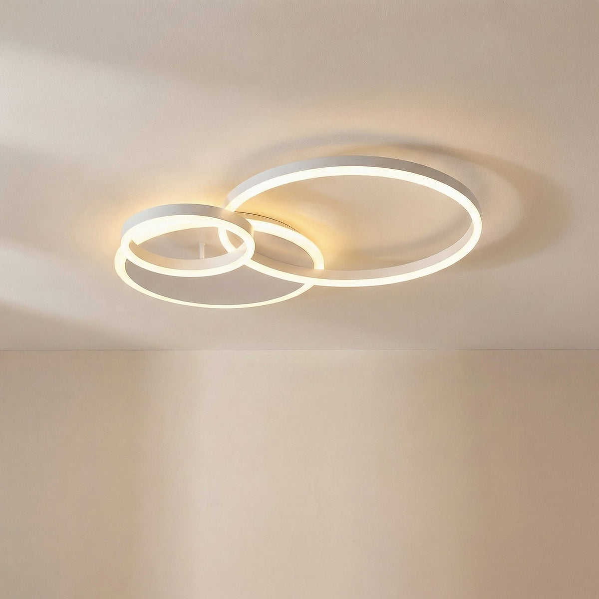 Minimalistyczna aluminiowa lampa wisząca E27 z LED, regulowana, nowoczesny design do jadalni, sypialni i kącika do czytania | Sansoti