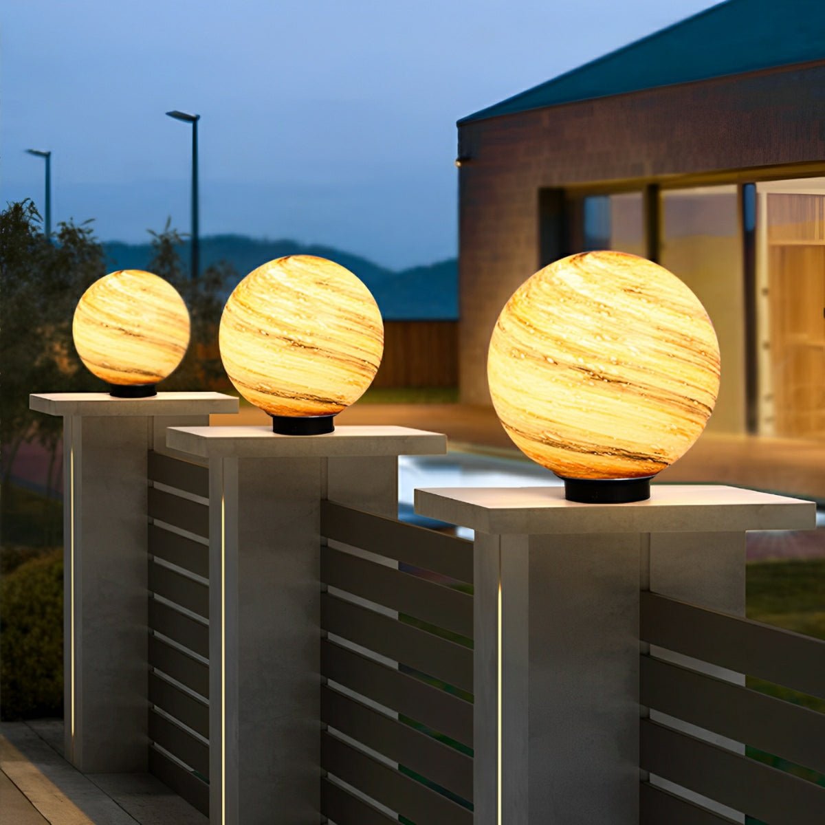 Außenlampe Pfostenkopf Kugel Glas Marmoroptik Warmweiß Garten Einfahrt Tor Villa Außenbeleuchtung Sockellampe E27 IP54 Gartenlampe Stimmungsbeleuchtung | Restfield