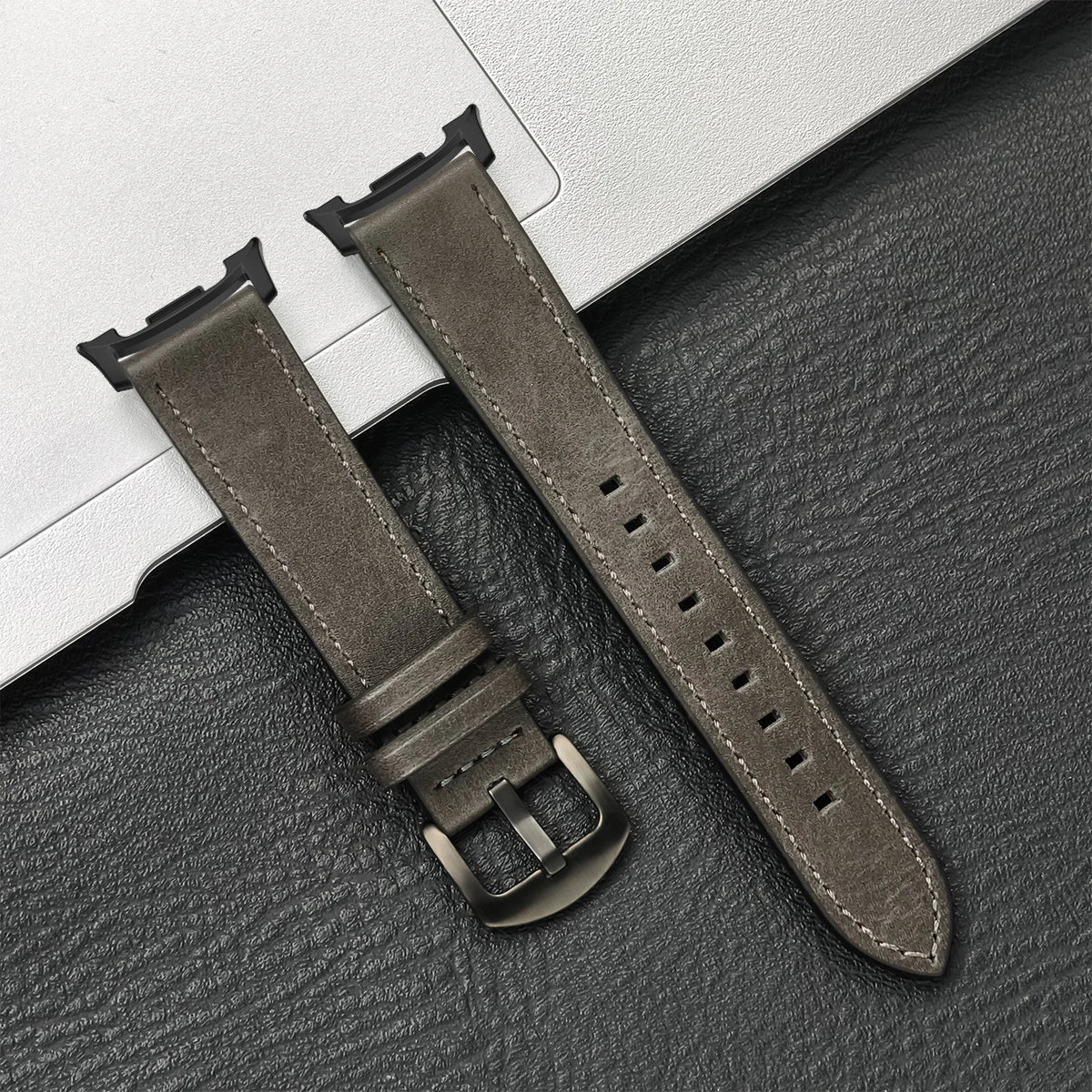 Braunes Lederarmband für Smartwatch mit Metallschnalle Verstellbares Atmungsaktives Armband für den täglichen Gebrauch | Sansoti