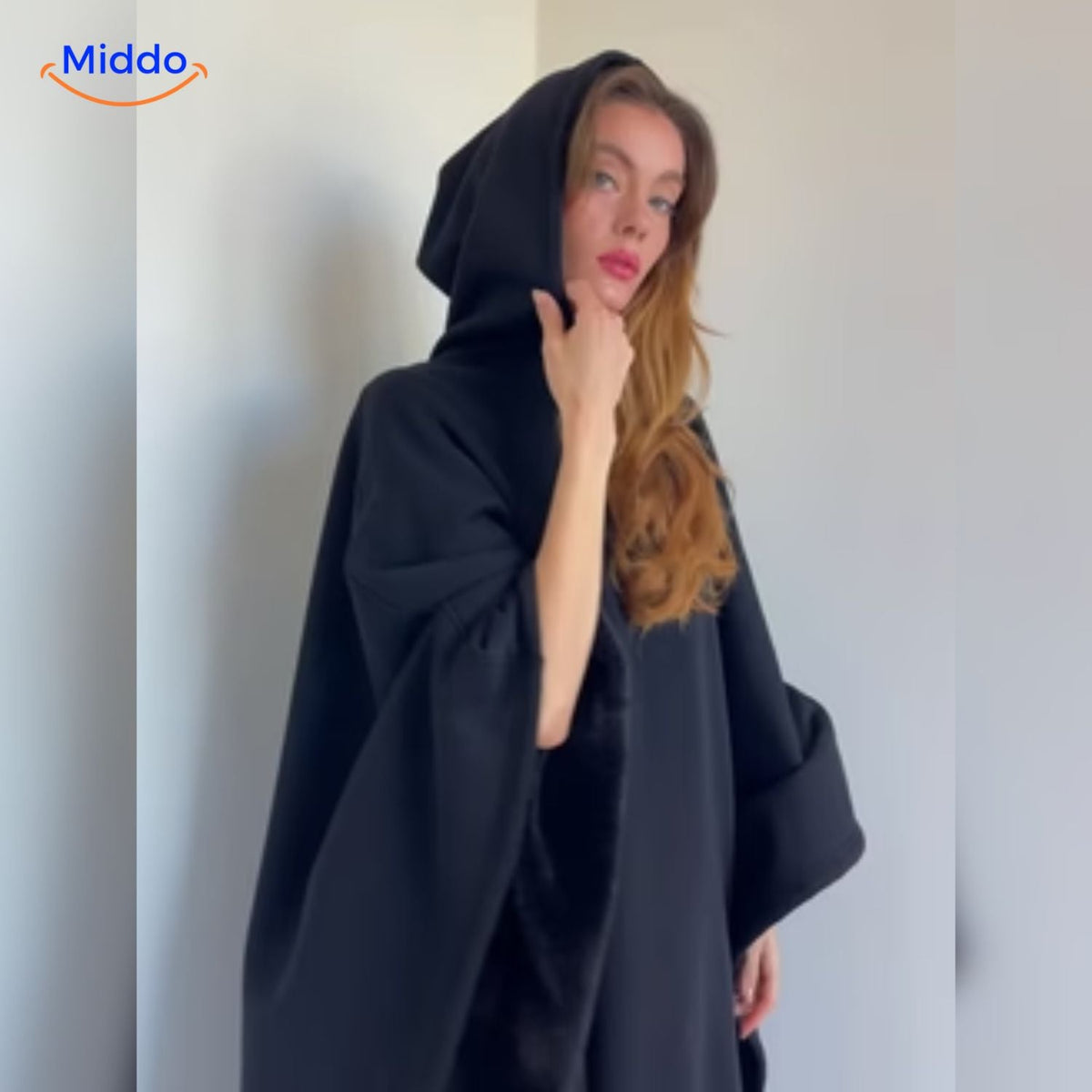 Oversized Cape met Capuchon Wolmix Zwart Paars Rood Groen Unisex Herfst Winter Warmte Comfortabel Stijlvol | Sansoti