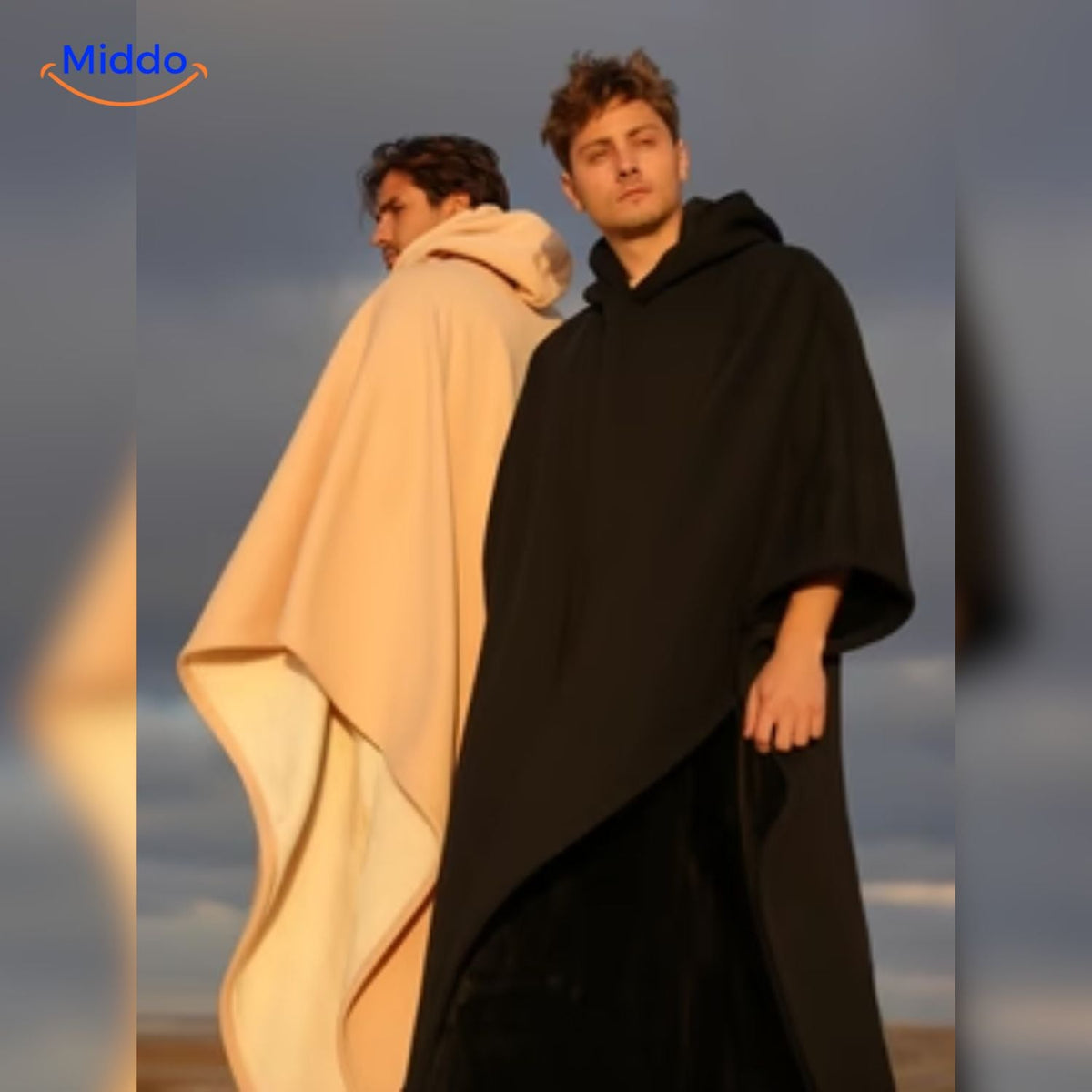 Oversized Cape met Capuchon Wolmix Zwart Paars Rood Groen Unisex Herfst Winter Warmte Comfortabel Stijlvol | Sansoti